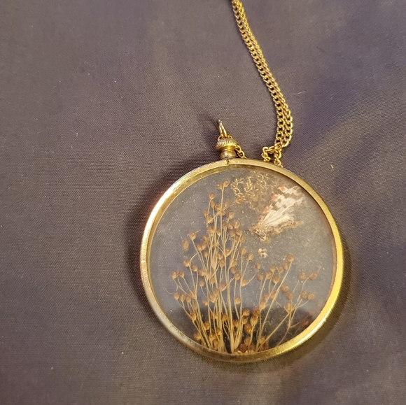 Pressed flower pendant - Picture 2 of 3